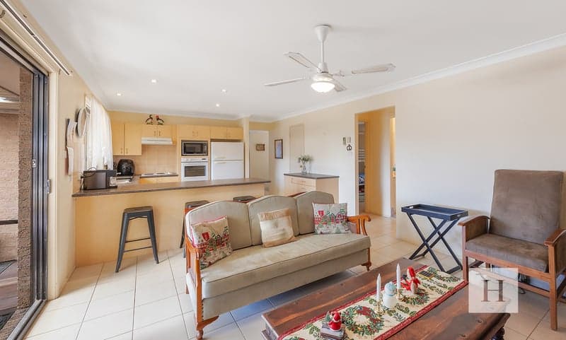 19 Mascord Avenue, Wadalba, NSW 2259, Wadalba - Thumbnail 4
