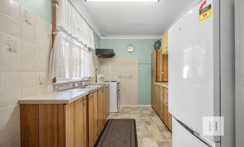 4 Kalele Avenue, Halekulani, NSW 2262, Halekulani - Thumbnail 3