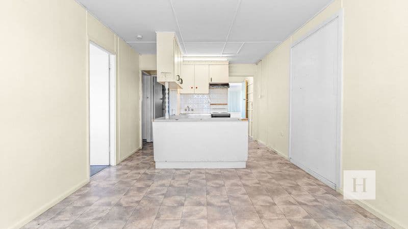 7 Crescent Avenue, Taree, NSW 2430, Taree - Thumbnail 8