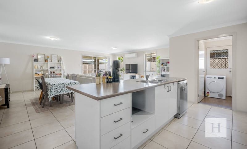 19 Ridgmont Circuit, Thornton, NSW 2322, Thornton - Thumbnail 3