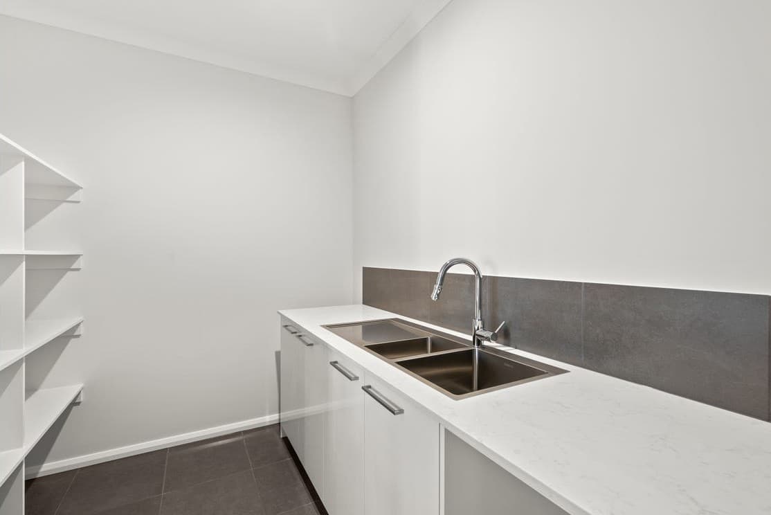 10 Pythais Way,CHARLEMONT, Charlemont - Thumbnail 4