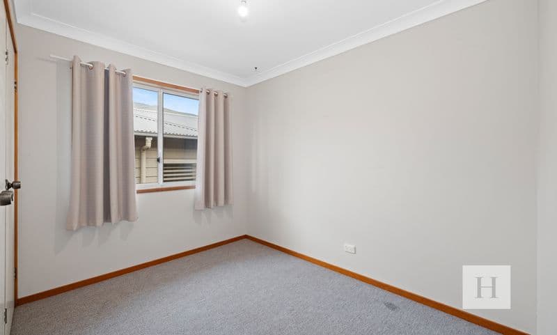 34 Kenilworth Street, Mannering Park, NSW 2259, Mannering Park - Thumbnail 6