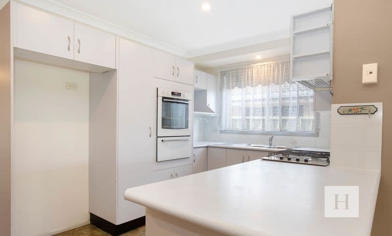 3 Fir Court, Blue Haven, NSW 2262, Blue Haven - Thumbnail 2