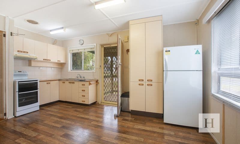 11 Malvina Parade, Gorokan, NSW 2263, Gorokan - Thumbnail 3