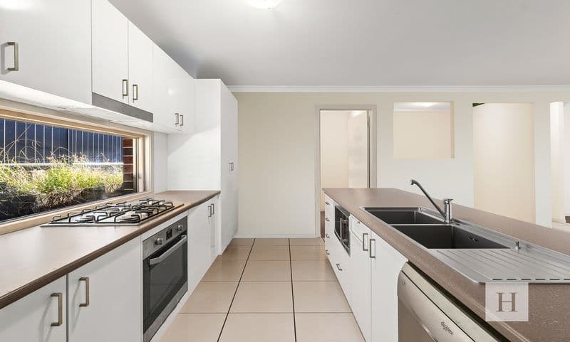 17 Voyager Street, Wadalba, NSW 2259, Wadalba - Thumbnail 2