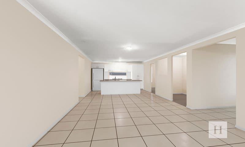 17 Voyager Street, Wadalba, NSW 2259, Wadalba - Thumbnail 4
