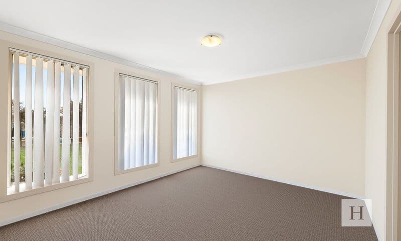 17 Voyager Street, Wadalba, NSW 2259, Wadalba - Thumbnail 8