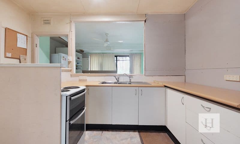 15 Awaba Avenue, Charmhaven, NSW 2263, Charmhaven - Thumbnail 2