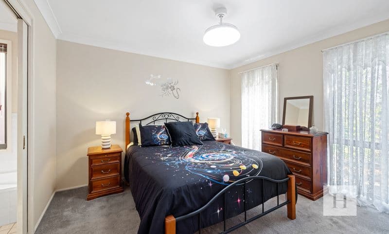 24 Newton Place, Blue Haven, NSW 2262, Blue Haven - Thumbnail 7