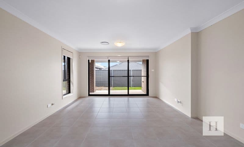 40 Mary Mackillop Drive, Woongarrah, NSW 2259, Woongarrah - Thumbnail 4