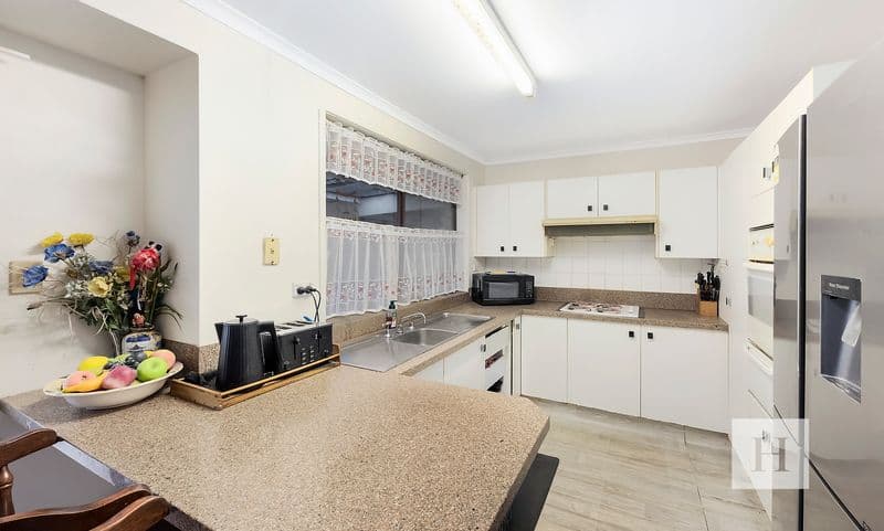 27 Gymea Crescent, Mannering Park, NSW 2259, Mannering Park - Thumbnail 2