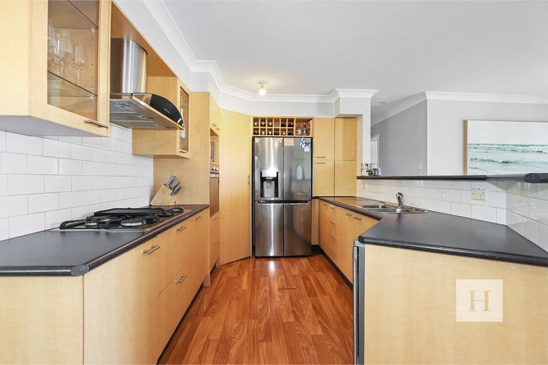 19 Dale Avenue, Chain Valley Bay, NSW 2259, Chain Valley Bay - Thumbnail 2