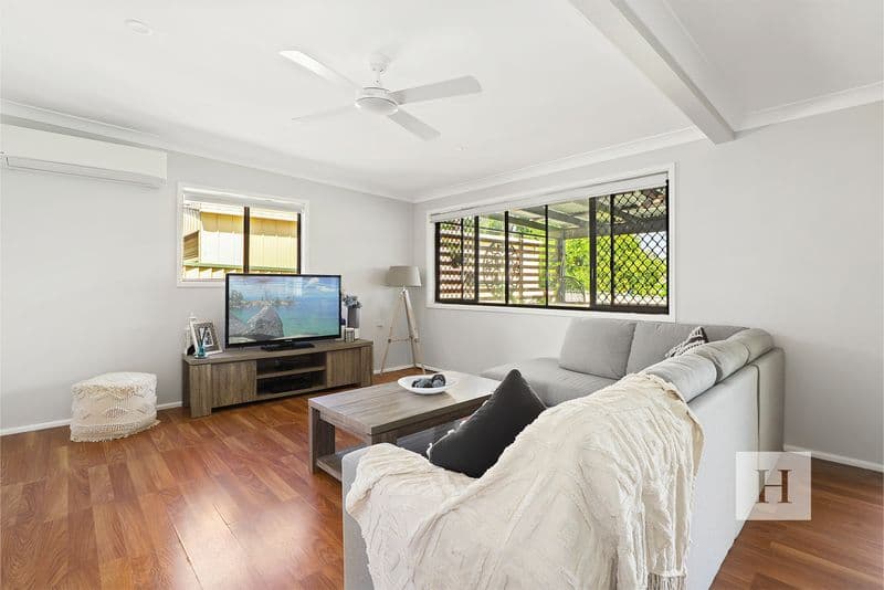 19 Dale Avenue, Chain Valley Bay, NSW 2259, Chain Valley Bay - Thumbnail 6