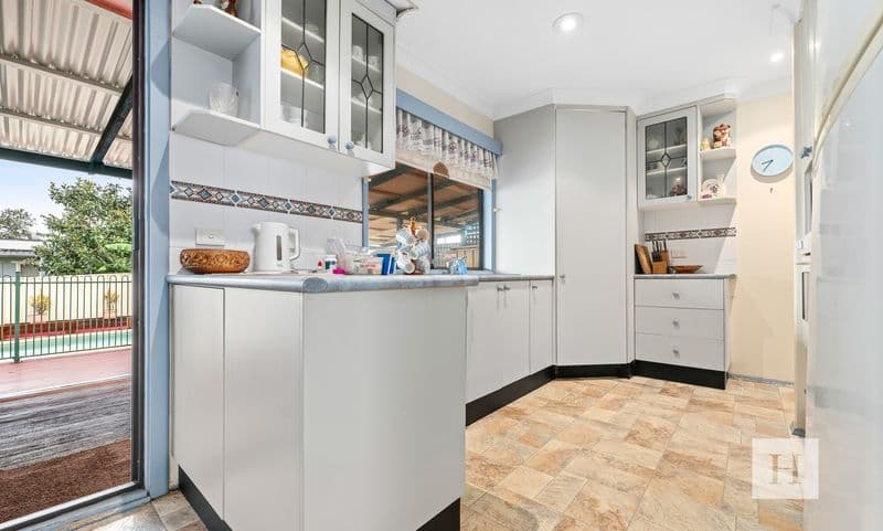 24 Balmoral Drive, Gorokan, NSW 2263, Gorokan - Thumbnail 2