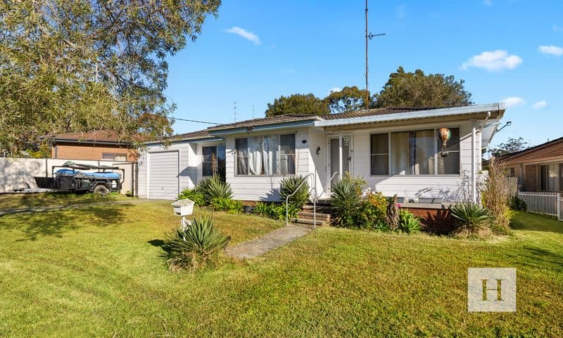 4 Resthaven Avenue, Charmhaven, NSW 2263, Charmhaven - Image 1