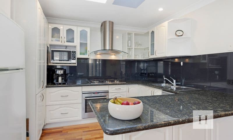5 Miller Crescent, Blue Haven, NSW 2262, Blue Haven - Thumbnail 3
