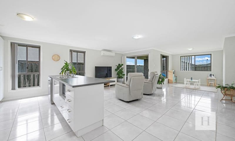 13 Threadtail Street, Chisholm, NSW 2322, Chisholm - Thumbnail 5