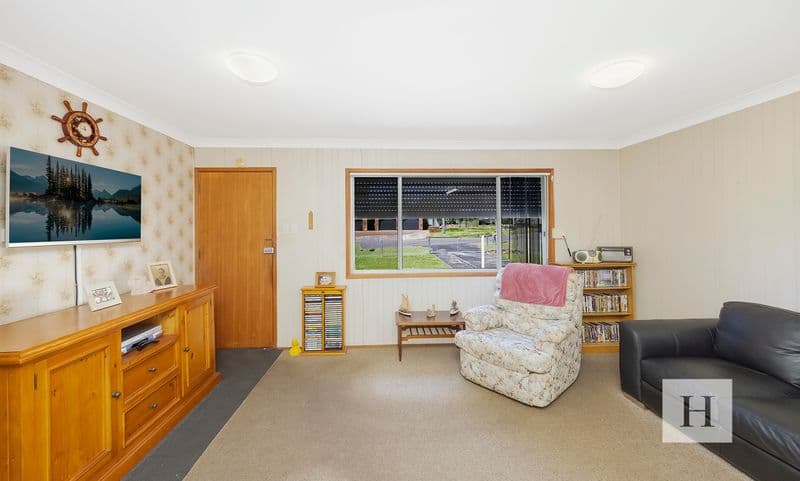 15 Restlea Avenue, Charmhaven, NSW 2263, Charmhaven - Thumbnail 2