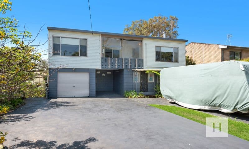31 Yackerboom Avenue, Buff Point, NSW 2262, Buff Point - Image 1