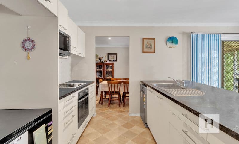 44 Malison Street, Wyoming, NSW 2250, Wyoming - Thumbnail 4