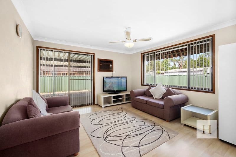 8 Penguin Road, Blue Haven, NSW 2262, Blue Haven - Thumbnail 2