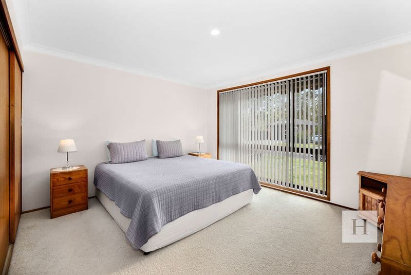8 Penguin Road, Blue Haven, NSW 2262, Blue Haven - Thumbnail 6