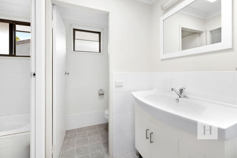 8 Penguin Road, Blue Haven, NSW 2262, Blue Haven - Thumbnail 8