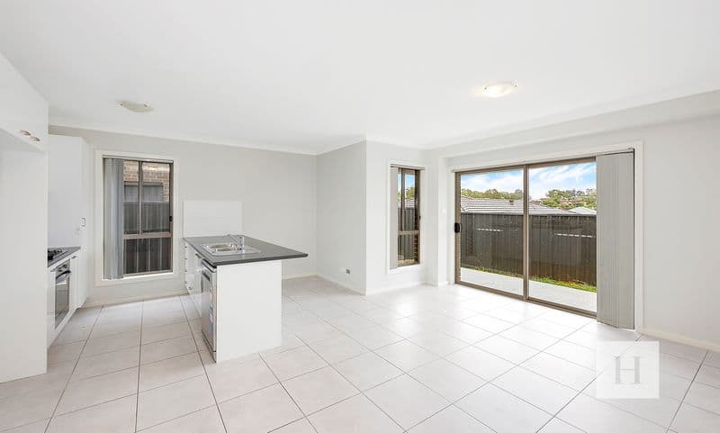 5 Satinash Drive, Hamlyn Terrace, NSW 2259, Hamlyn Terrace - Thumbnail 2