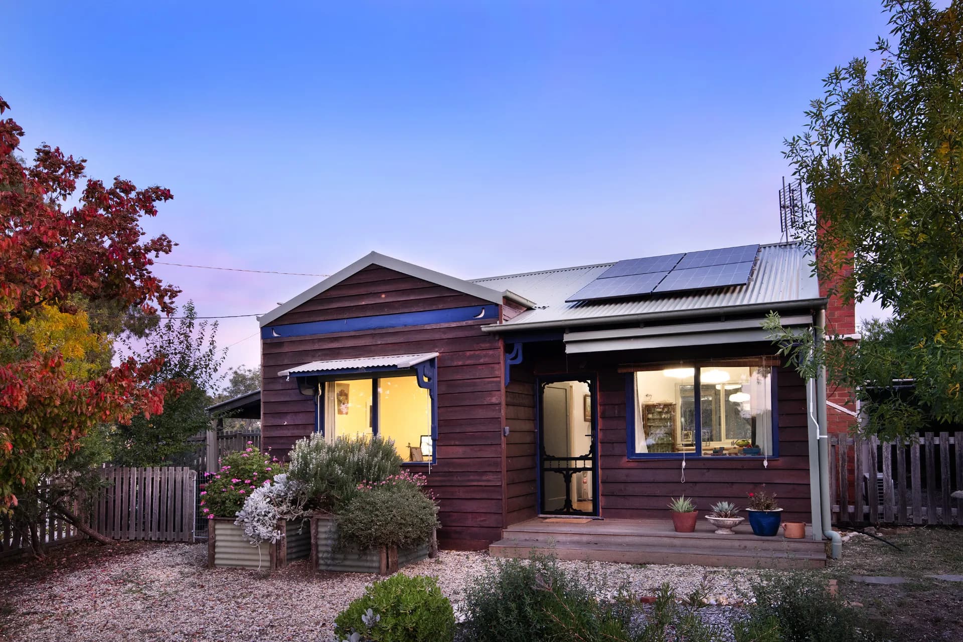 10 Adams Street, Castlemaine, VIC, Castlemaine - Thumbnail 2