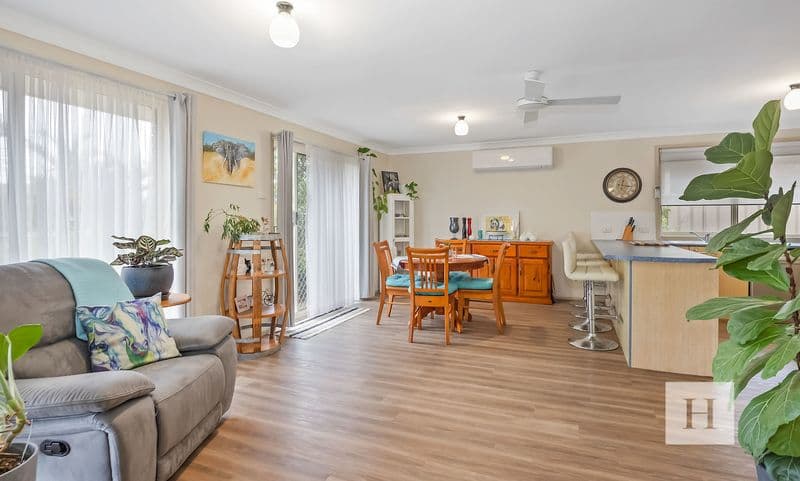 2 Tristram Close, Lake Haven, NSW 2263, Lake Haven - Thumbnail 4