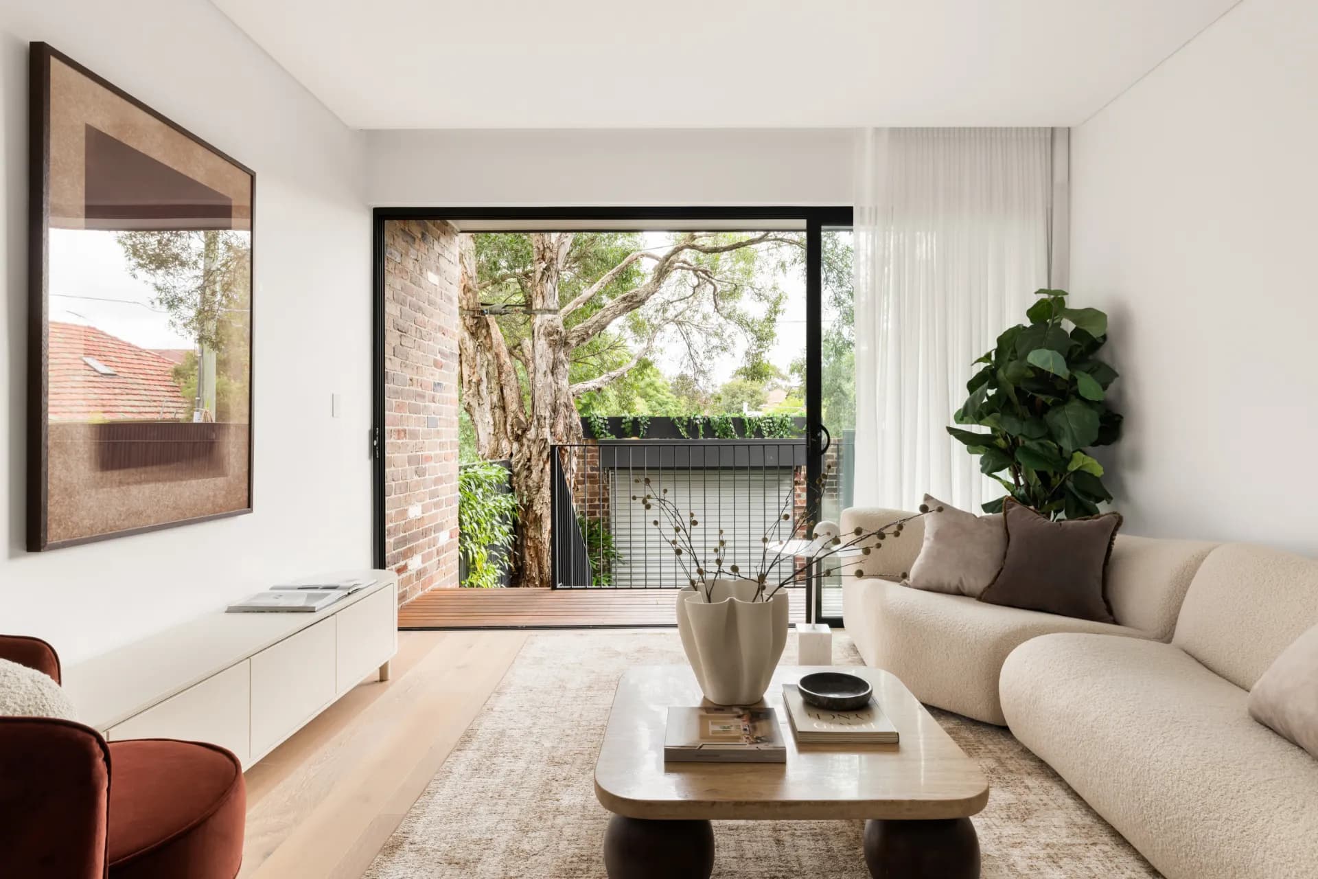 39 Holmwood Street, Newtown, NSW, Newtown - Thumbnail 2