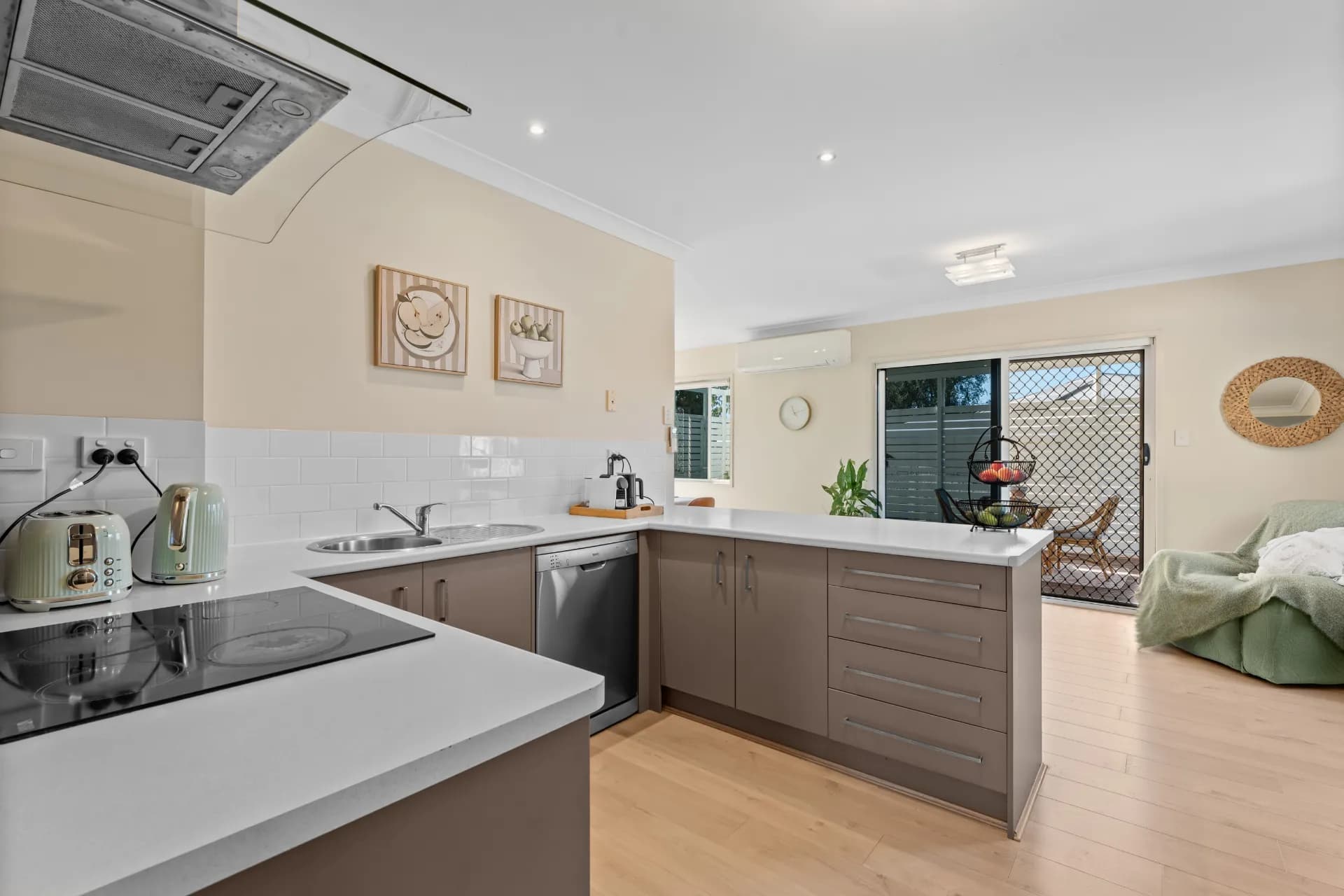 1A Janet Street, North Booval, QLD, North Booval - Thumbnail 4