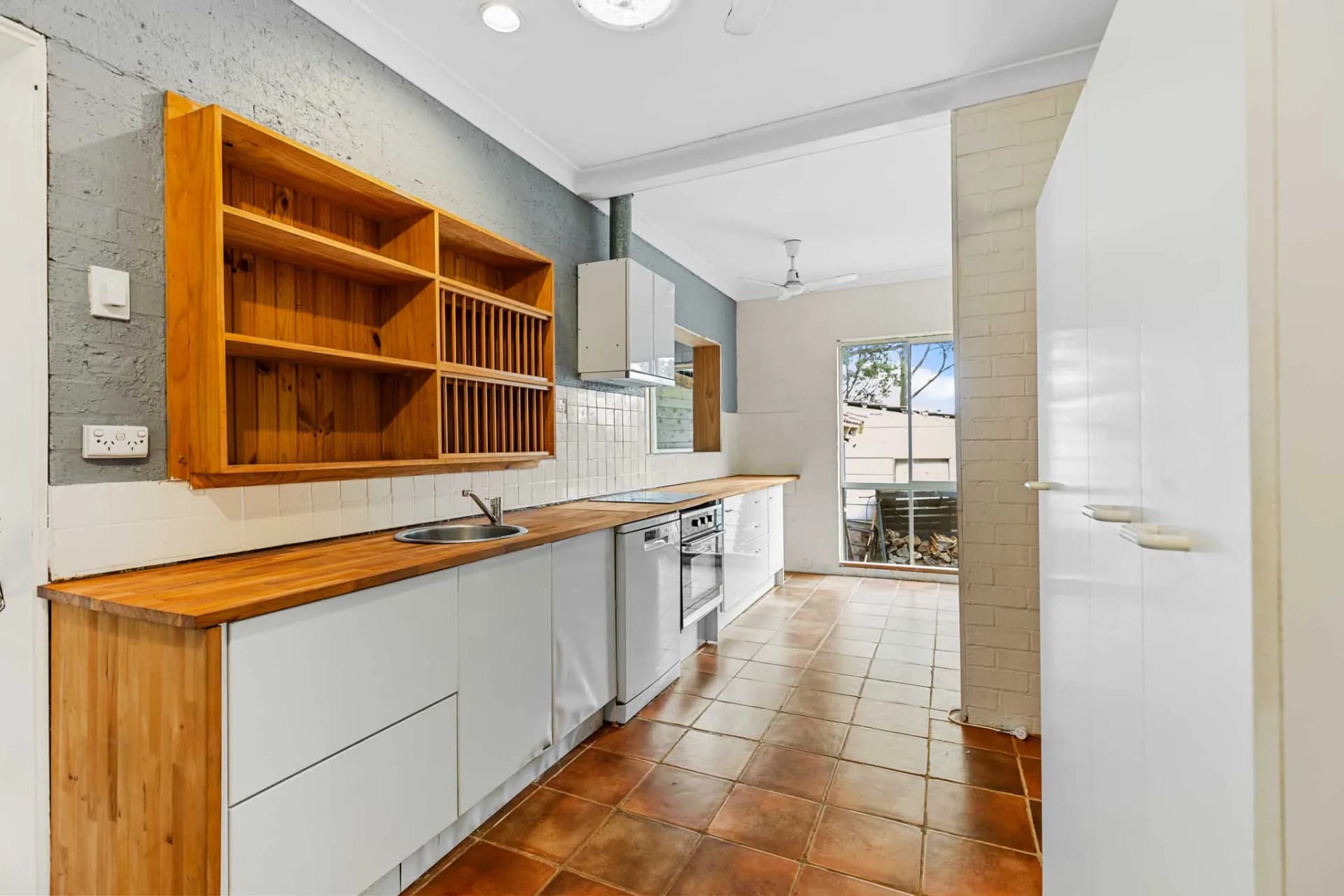 464 Beach Road, Sunshine Bay, NSW, Sunshine Bay - Thumbnail 4