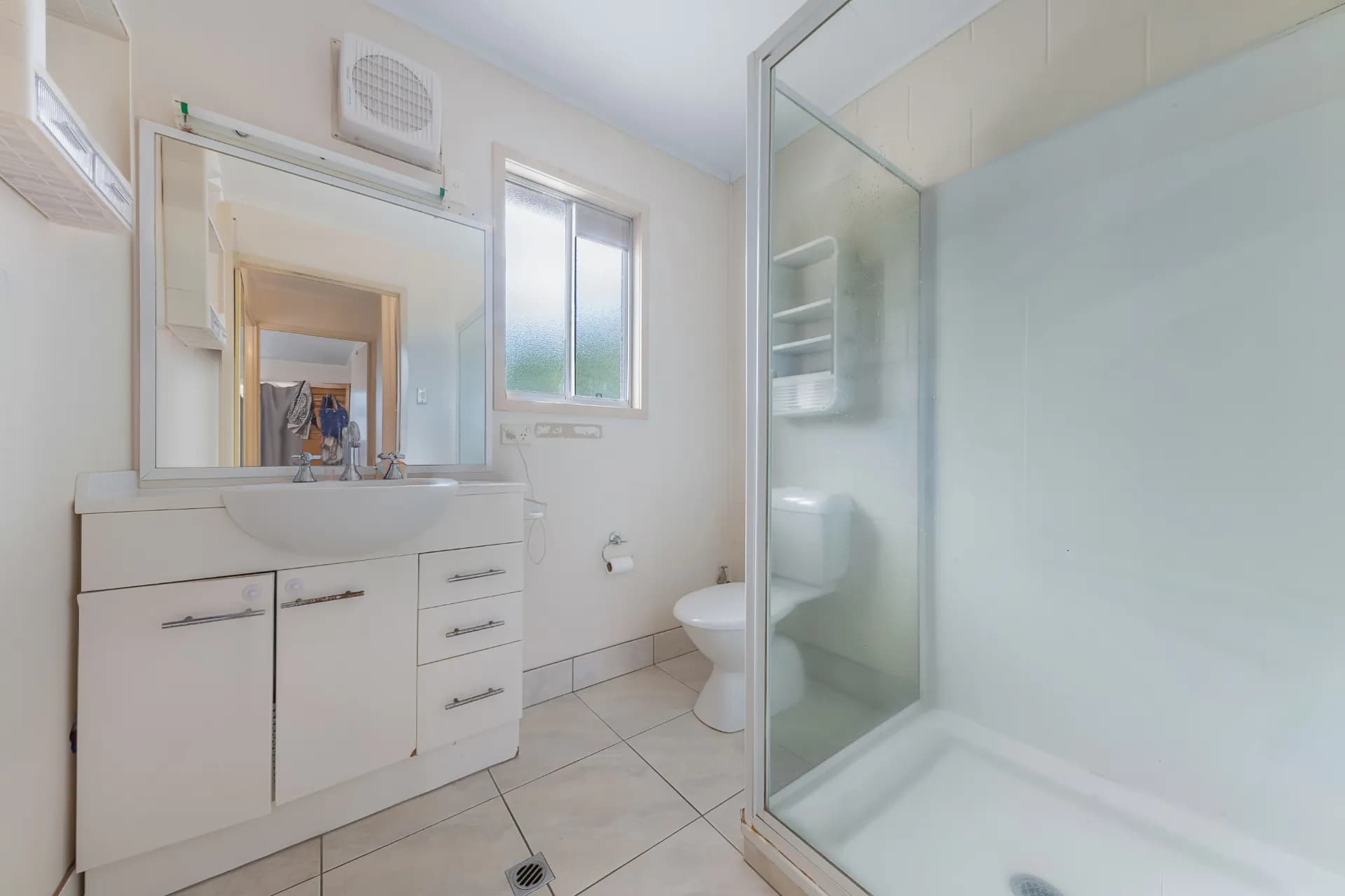 2/12 Davy  Avenue, Proserpine, QLD, Proserpine - Thumbnail 3