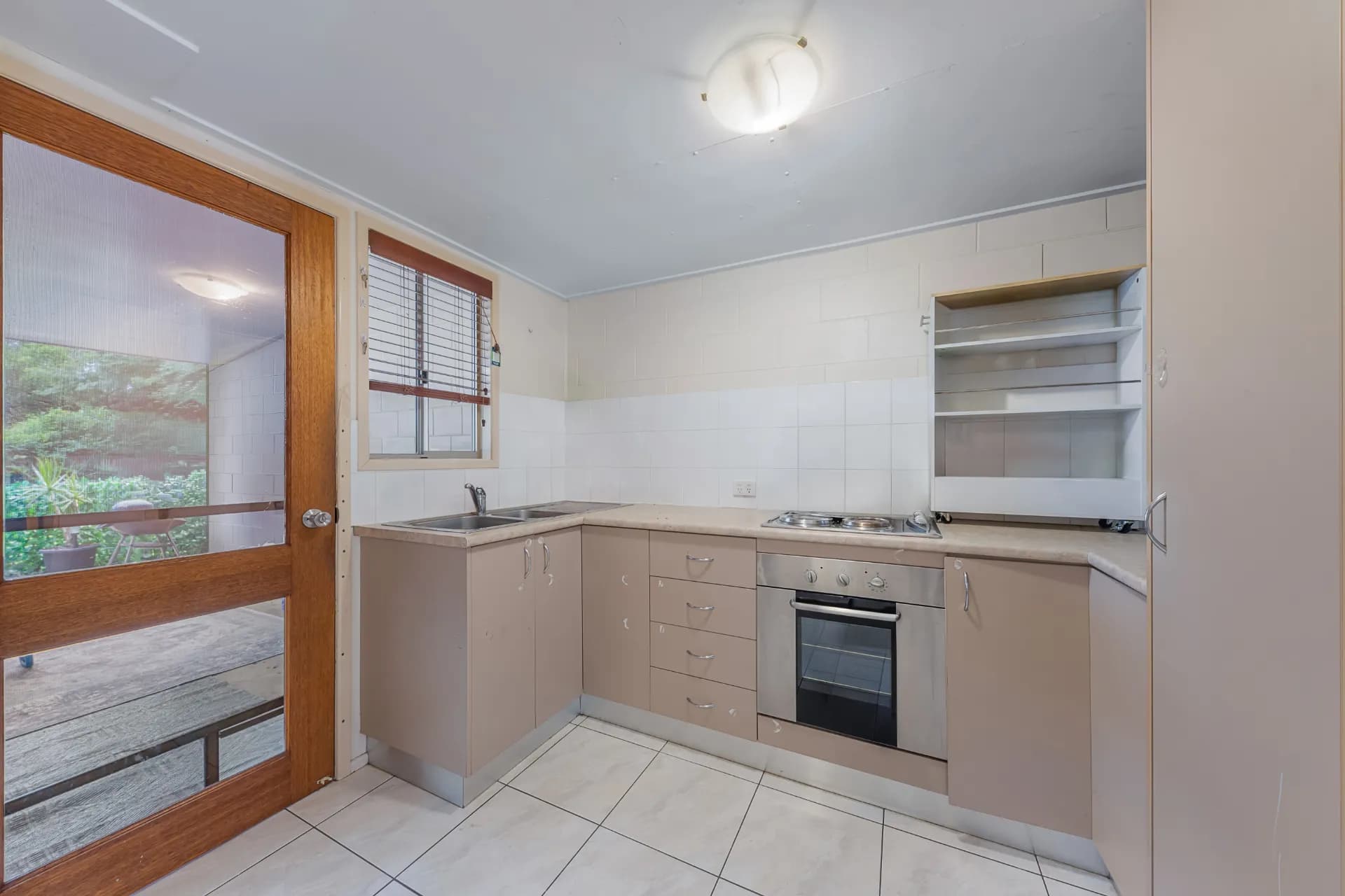 2/12 Davy  Avenue, Proserpine, QLD, Proserpine - Thumbnail 6