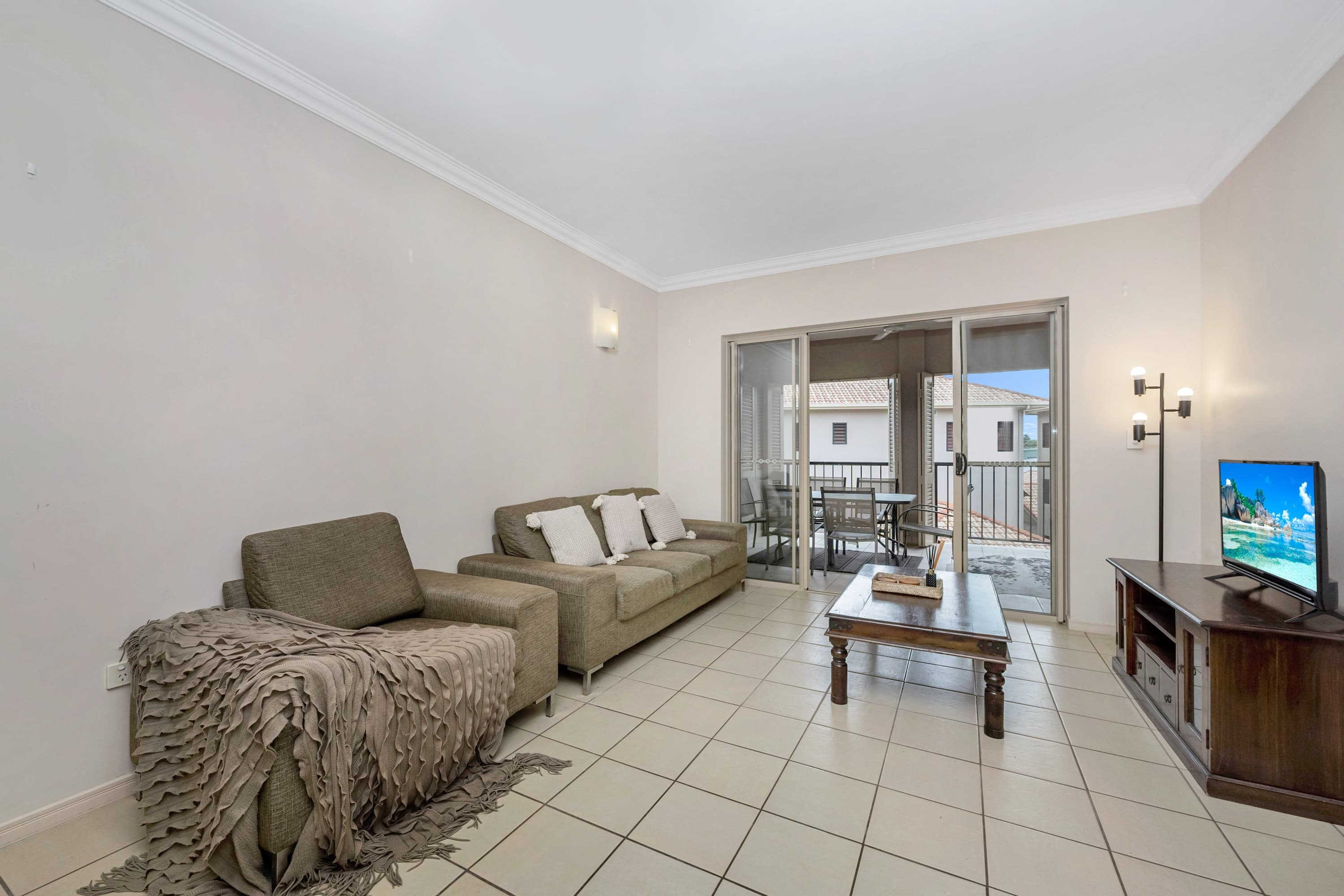 328/41-51 Oonoonba Road, Idalia - Thumbnail 2