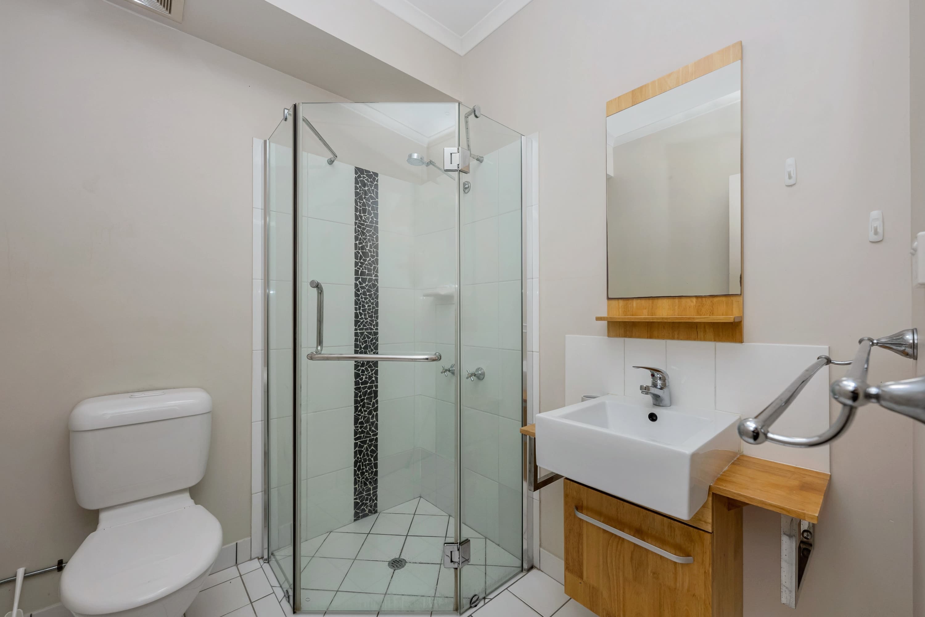 328/41-51 Oonoonba Road, Idalia - Thumbnail 6