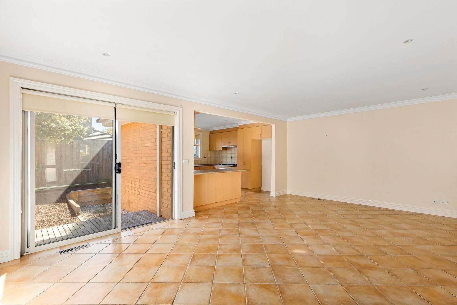 2/41 Thea Grove, Doncaster East VIC 3109, Doncaster East - Thumbnail 7