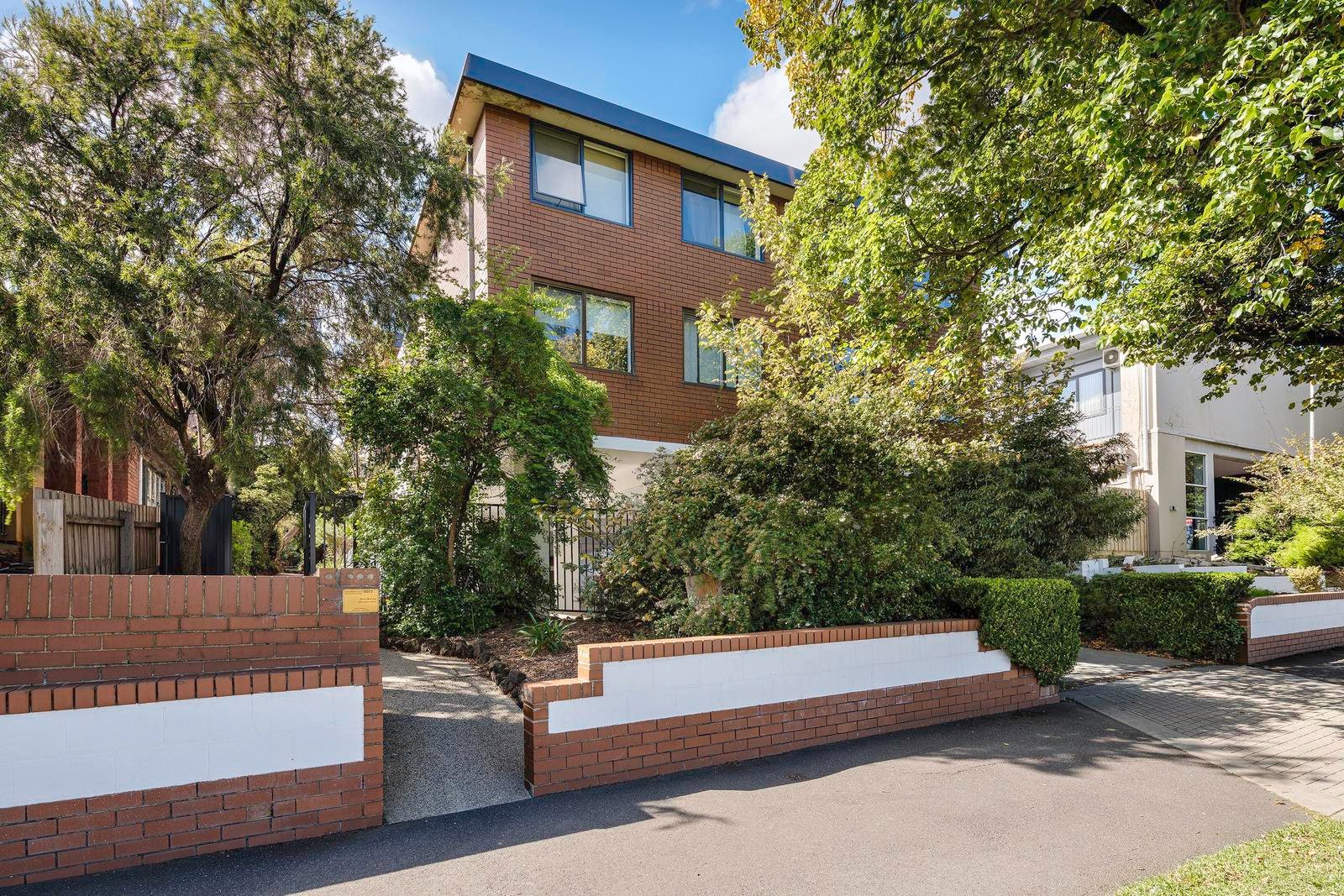 2/96 Flemington Road, Parkville VIC 3052, Parkville - Image 1