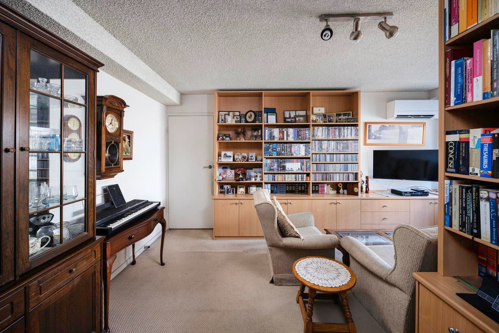 2/96 Flemington Road, Parkville VIC 3052, Parkville - Thumbnail 2