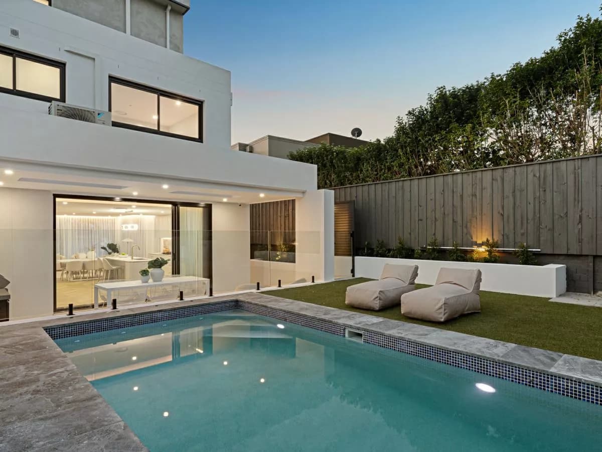 1/6 Holt Road, TAREN POINT, Taren Point - Thumbnail 2