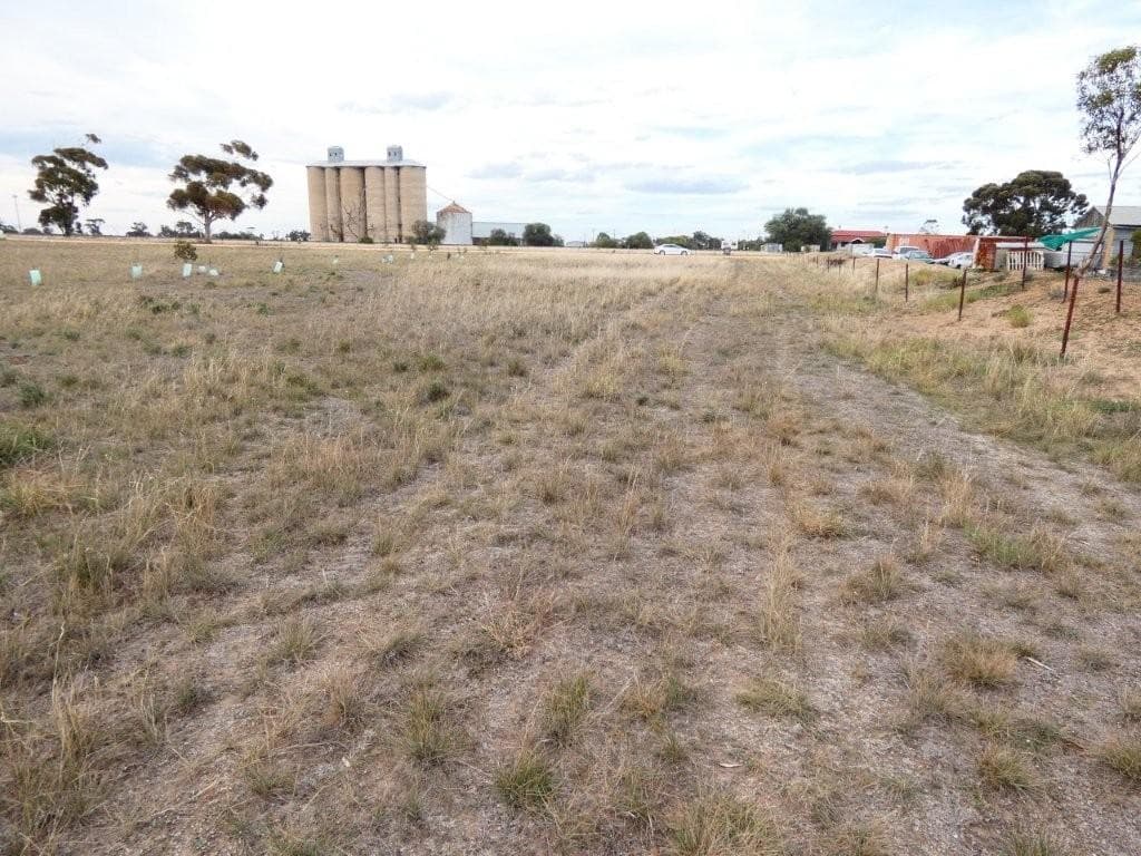 13 Loats Street, MINYIP VIC 3392, Minyip - Thumbnail 3