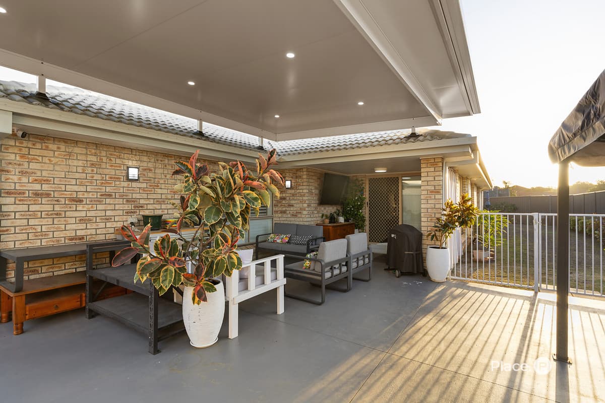 7 Sawrey Street, Rothwell - Thumbnail 2