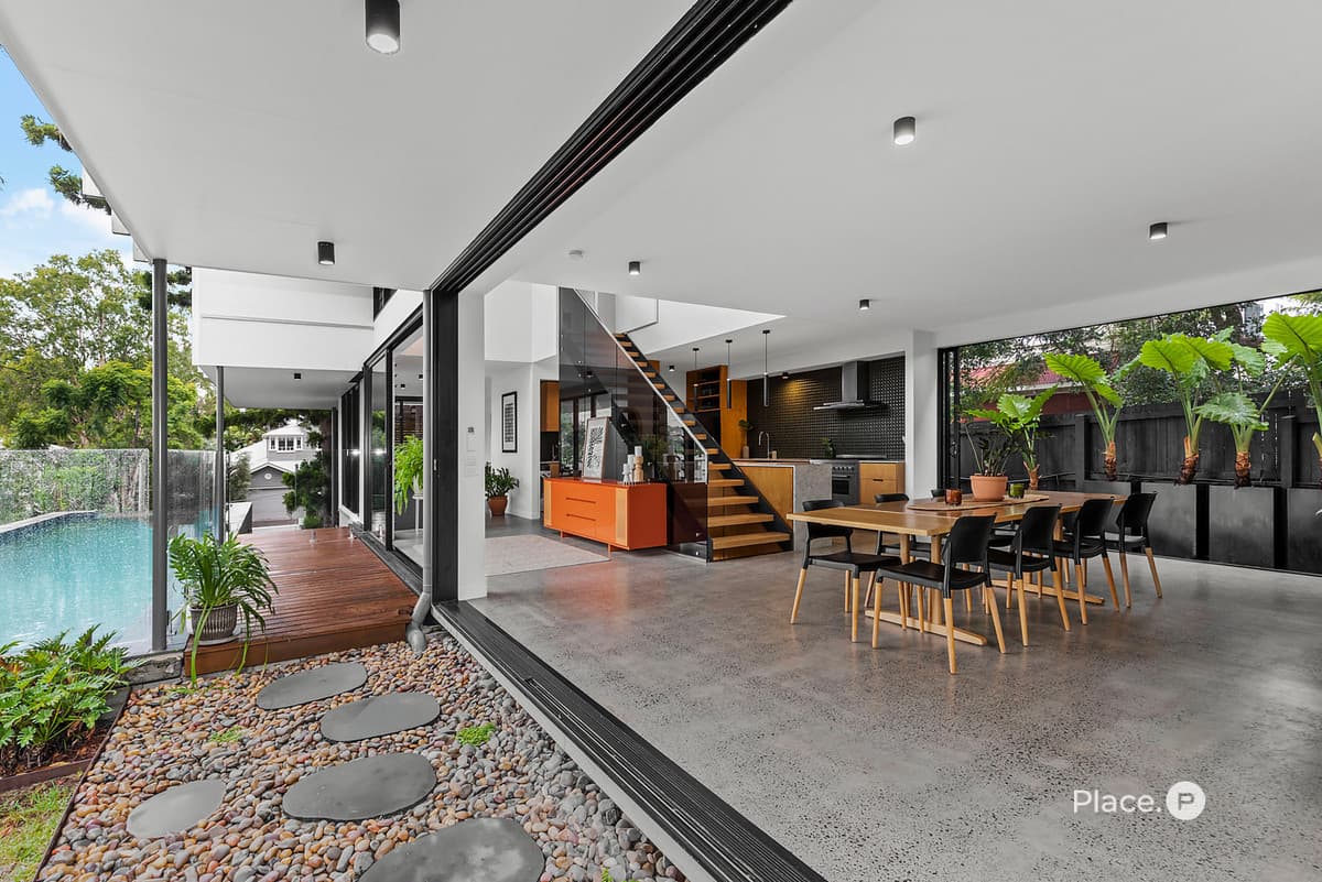 8 Merinda Street, Greenslopes - Thumbnail 4