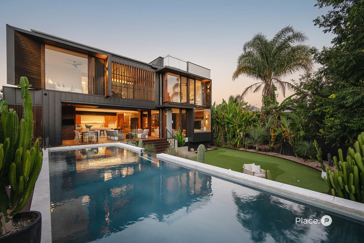 37 Hawthorne Street, New Farm - Thumbnail 2