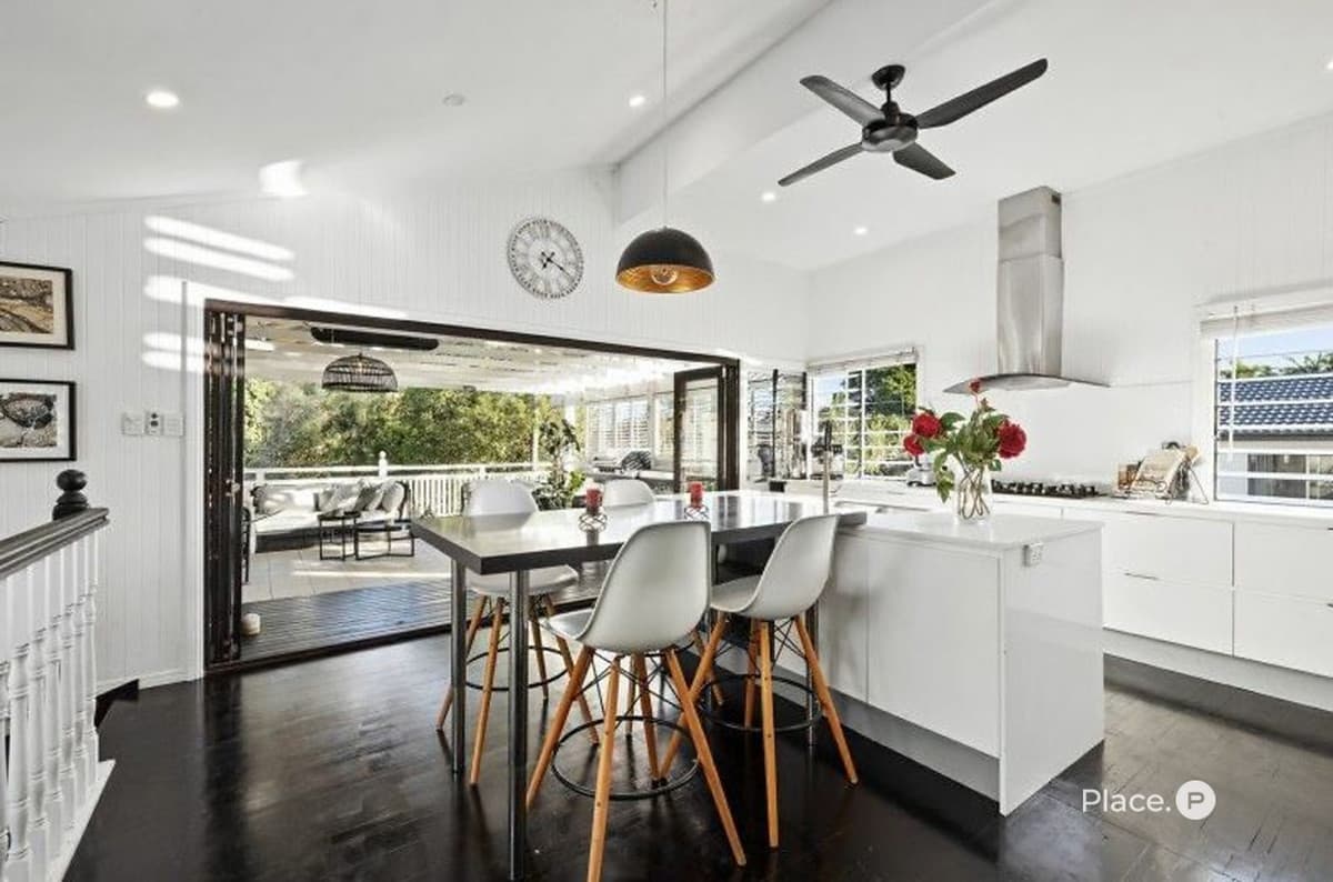 57 Saint Catherines Terrace, Wynnum - Thumbnail 3