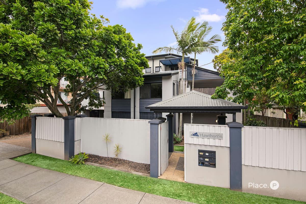 454 Hawthorne Road, Bulimba - Image 1