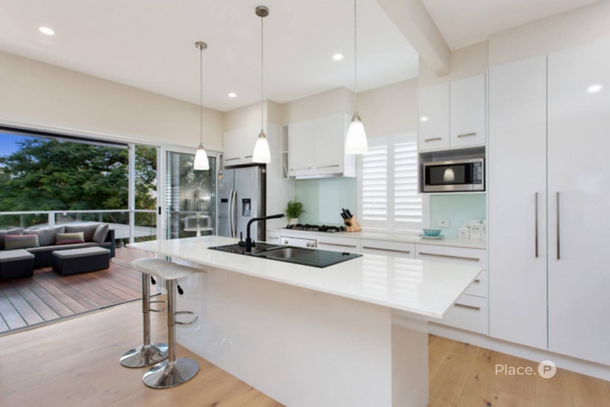 90 Hawthorne Road, Hawthorne - Thumbnail 2