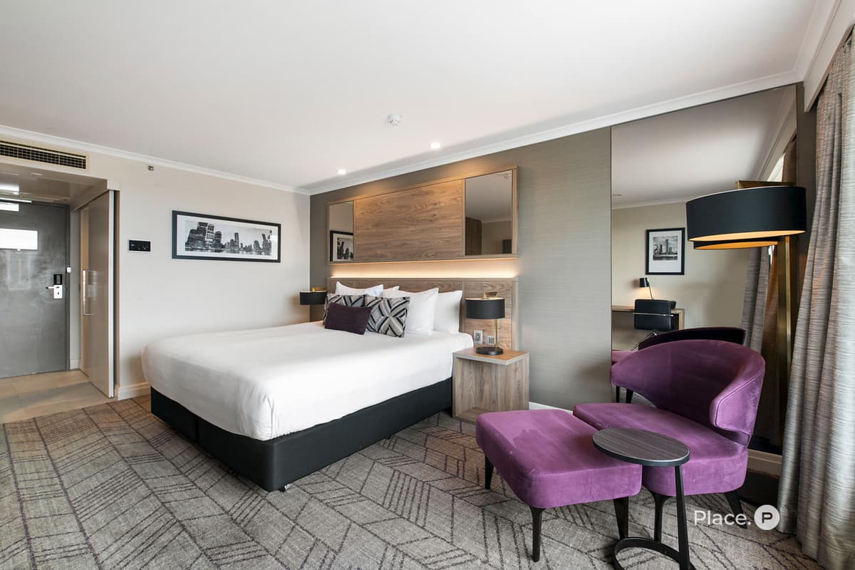 1a Glenelg Street, South Brisbane - Thumbnail 2
