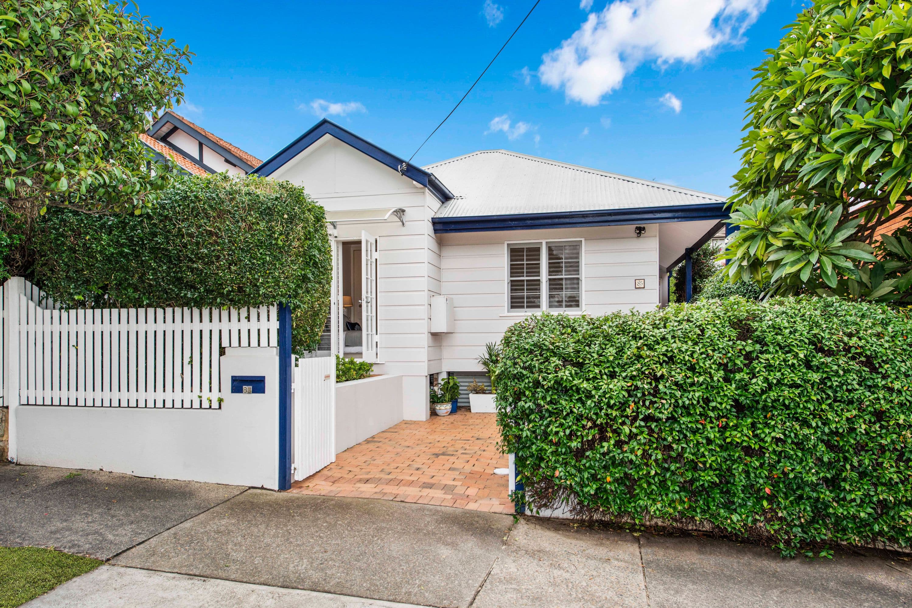 85 Atchison Street, Crows Nest - Thumbnail 2